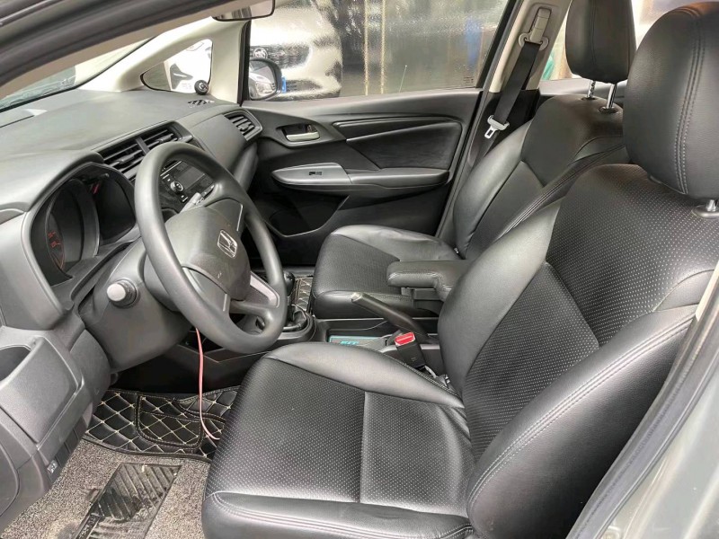 广州16年本田飞度5