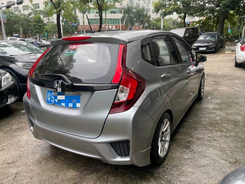 广州16年本田飞度8