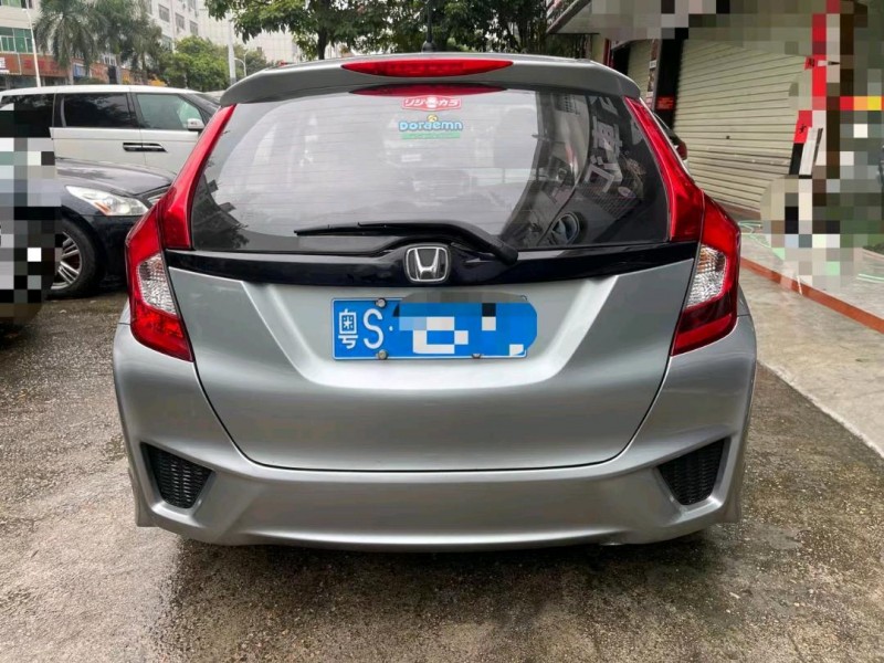 广州16年本田飞度9