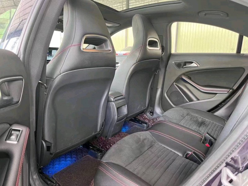 广州16年奔驰GLA5