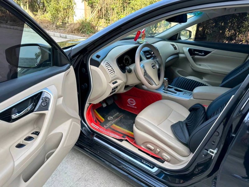 盐城18年日产天籁7