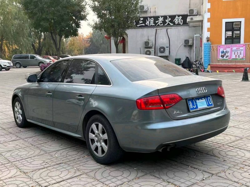 嘉興12年奧迪A4L8