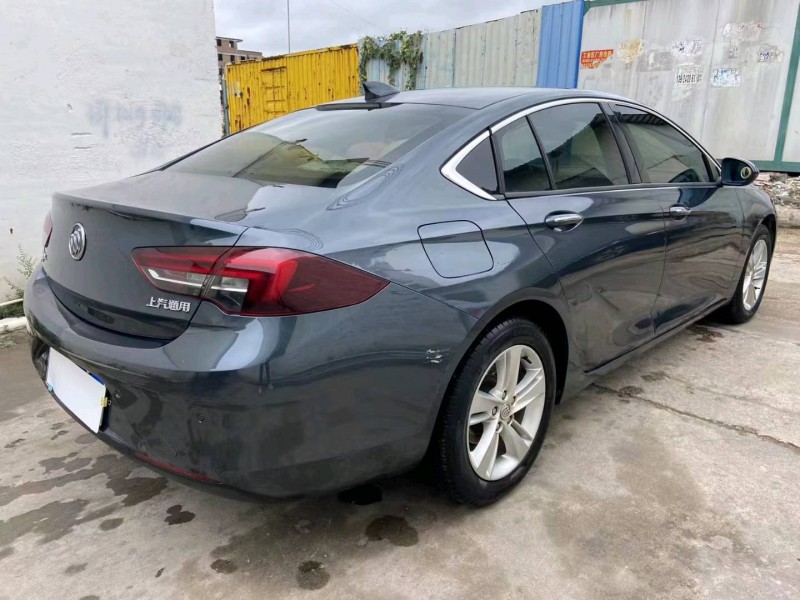 广州20年别克君威1