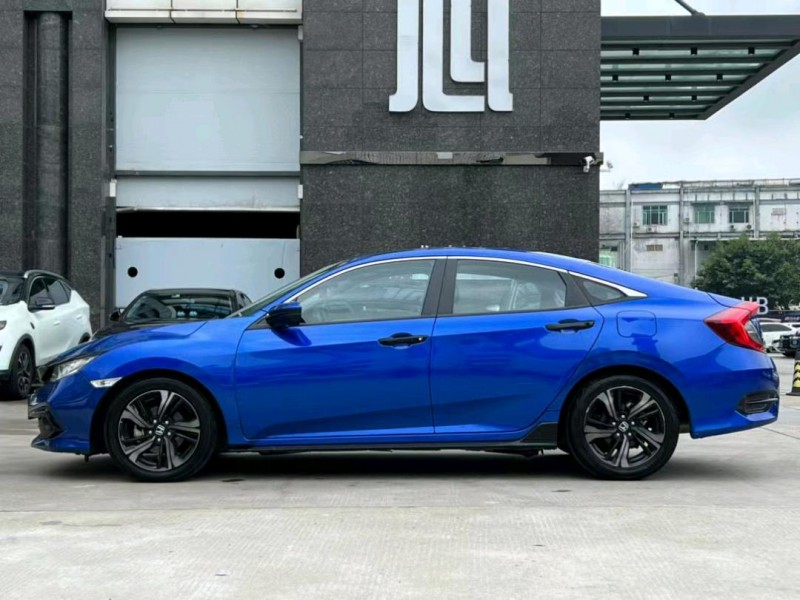 东莞19年本田思域4