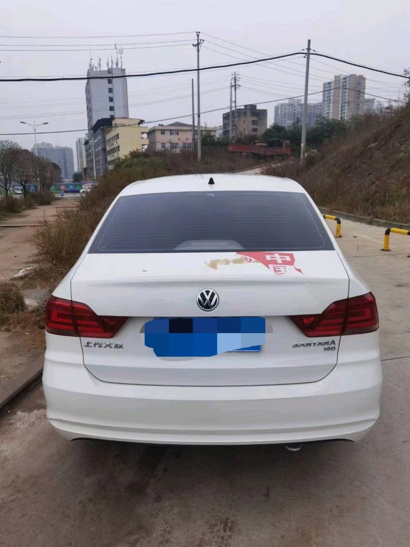 邯郸19年大众桑塔纳4