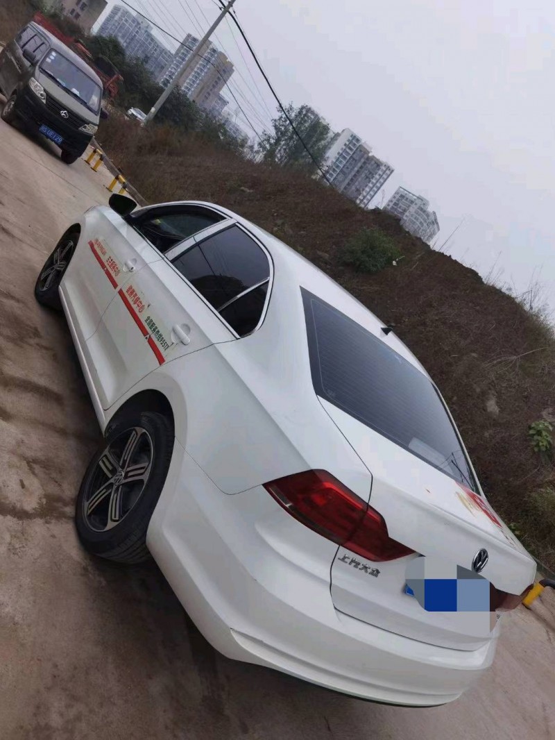 邯郸19年大众桑塔纳6