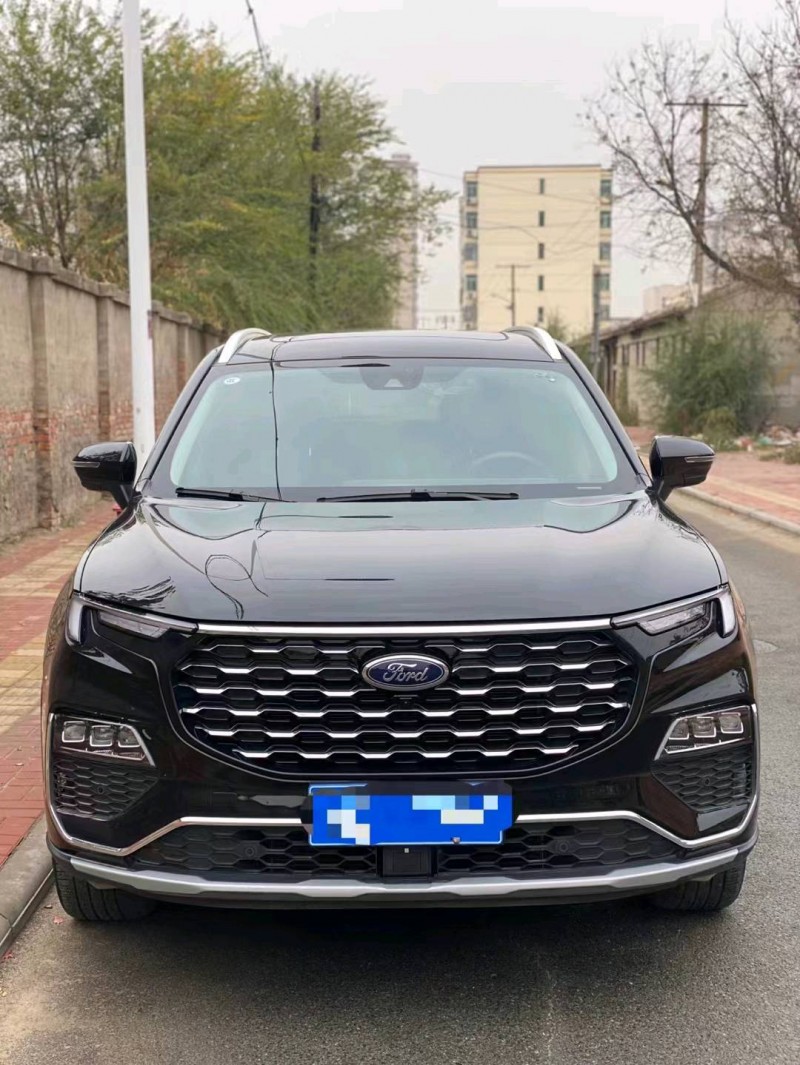 邯郸22年福特领裕1