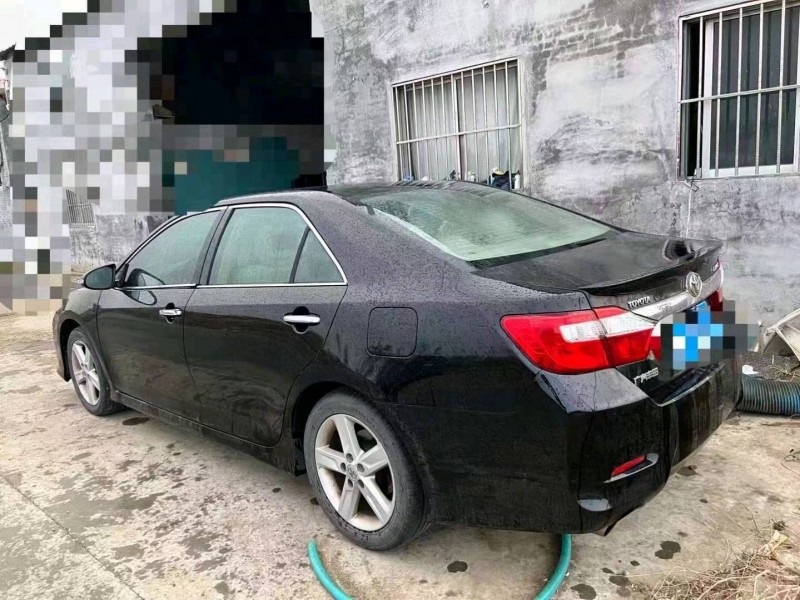 济南13年丰田凯美瑞3