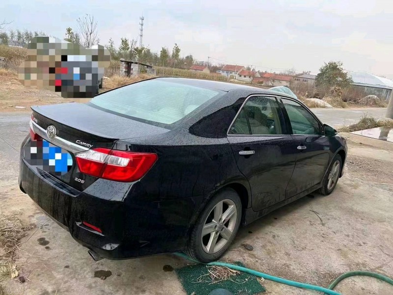 济南13年丰田凯美瑞2