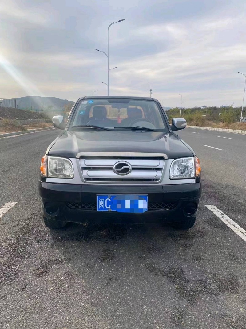 济南17年中兴威虎8