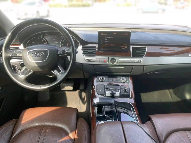 济南13年奥迪A8L2