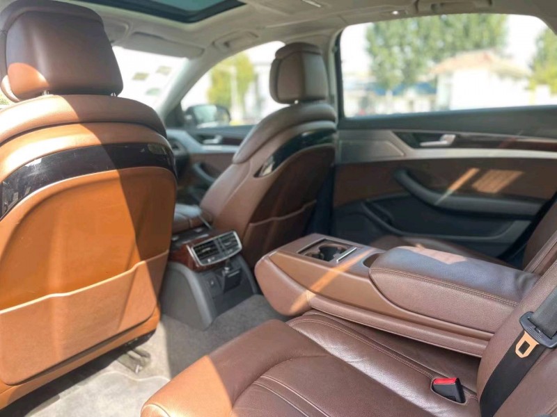 济南13年奥迪A8L4