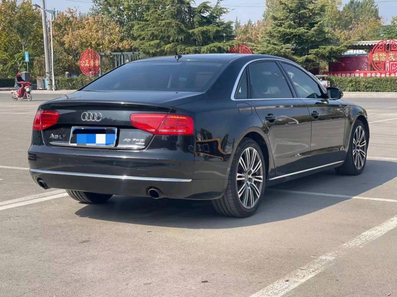 济南13年奥迪A8L6