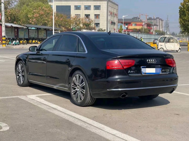 济南13年奥迪A8L7