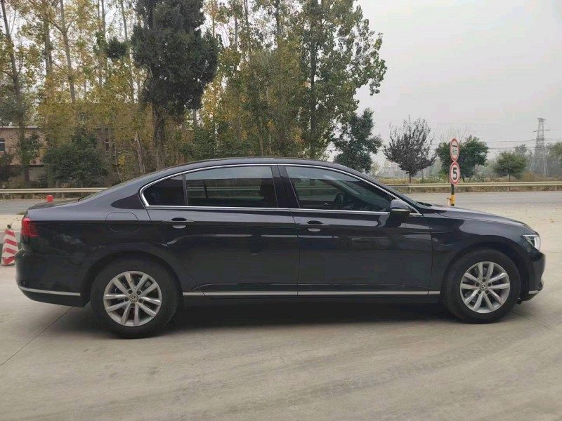 北京17年大众迈腾7