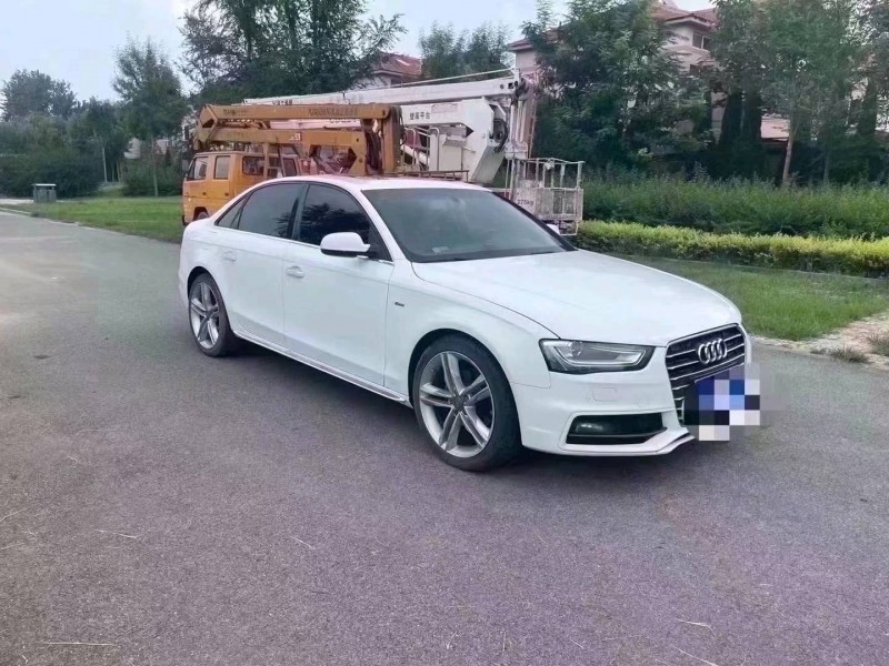 北京16年奥迪A4L9