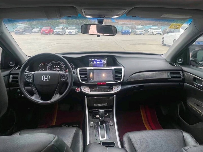 北京15年本田雅阁3