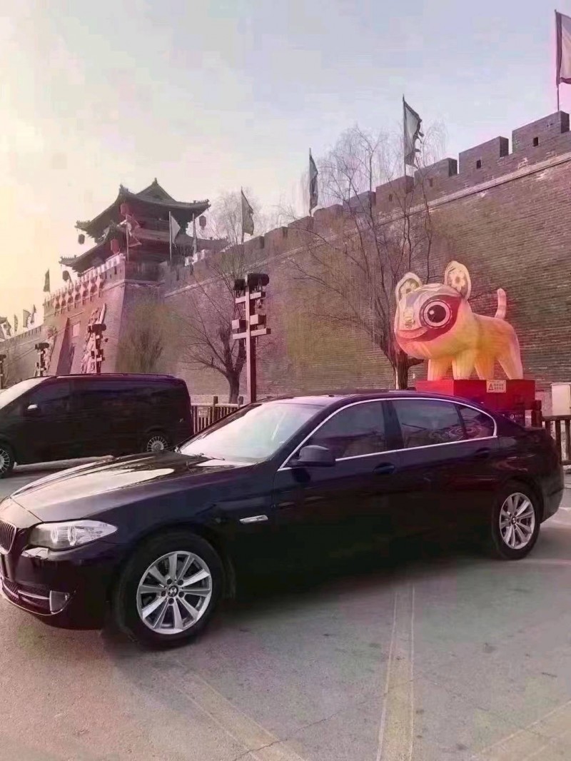 北京13年宝马5系3