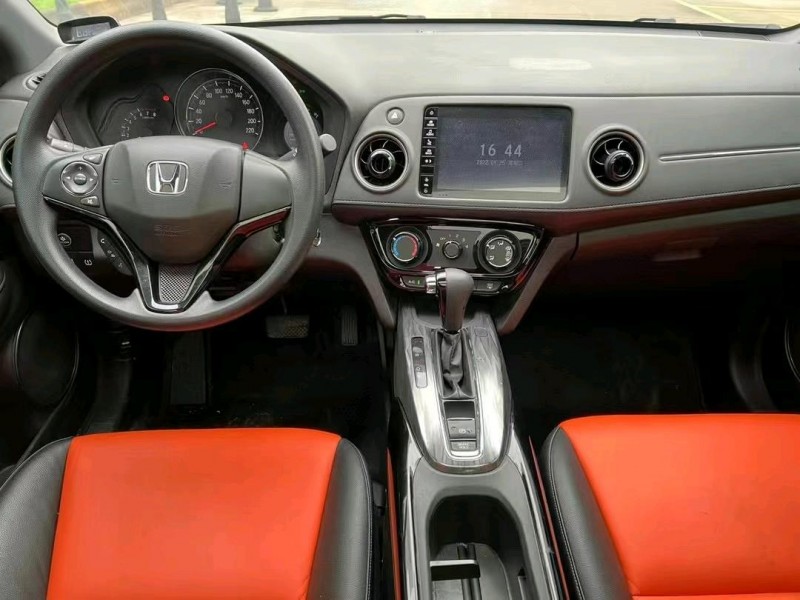 中山19年本田XRV8