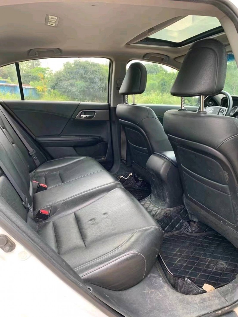 中山14年本田雅阁6