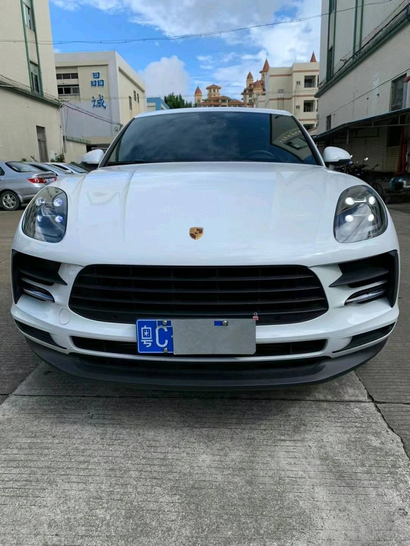 中山21年保时捷Macan1
