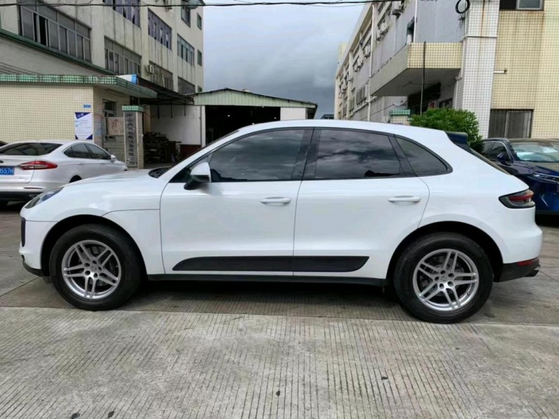 中山21年保时捷Macan3