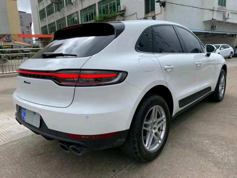 中山21年保时捷Macan5