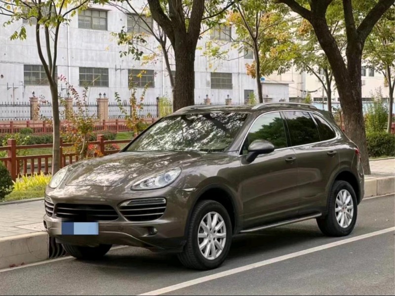 潍坊13年保时捷卡宴7