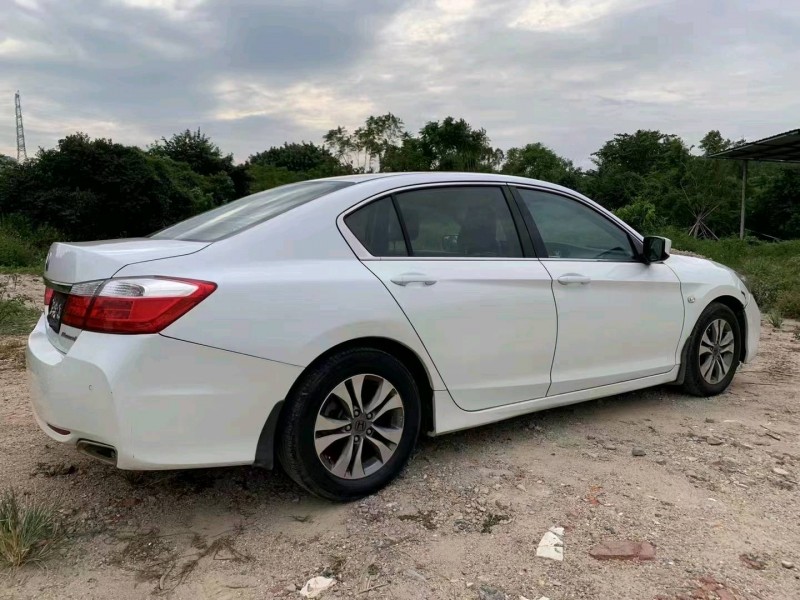 中山14年本田雅阁9