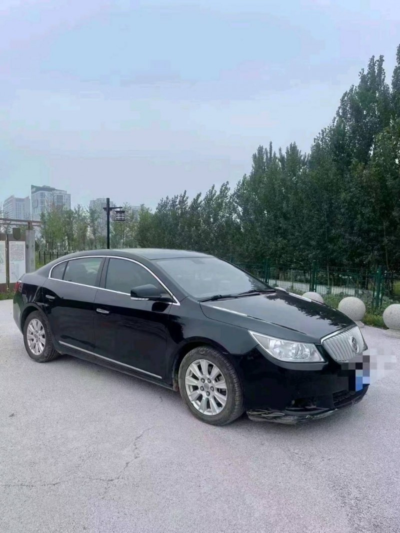 枣庄13年别克君越5