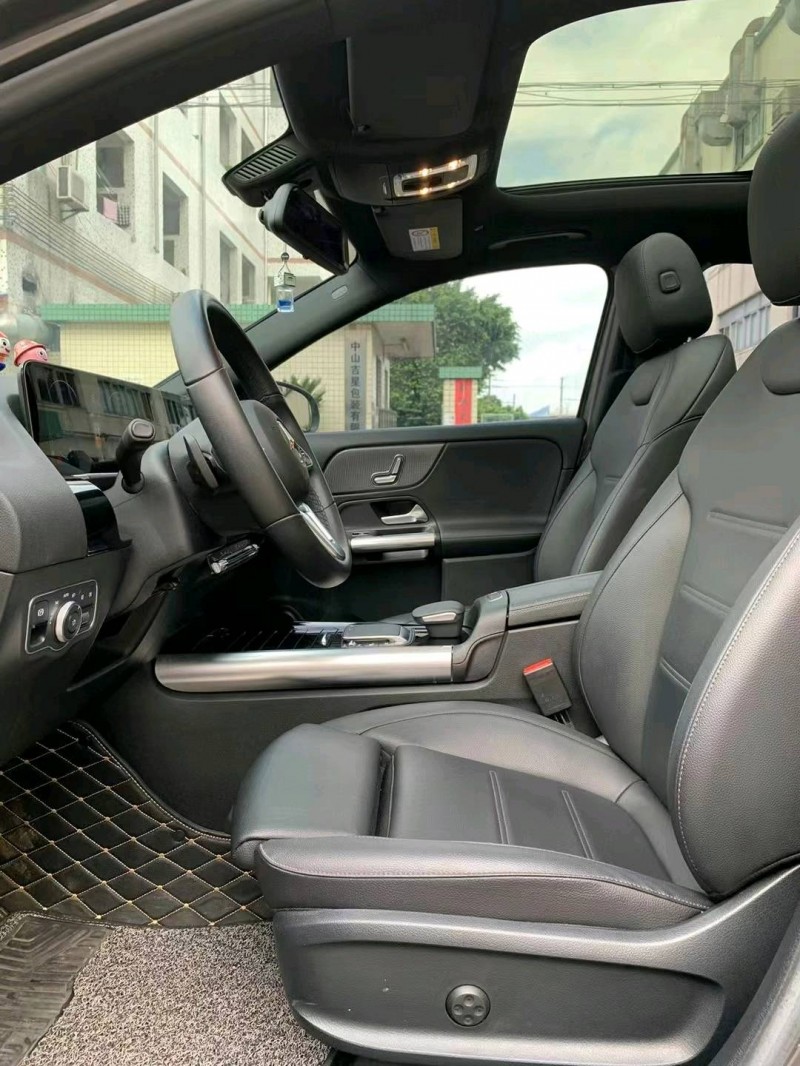 中山20年奔驰GLA9