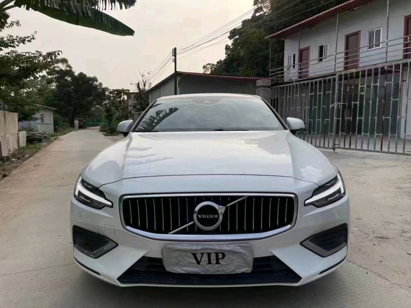 中山21年沃尔沃S60L1