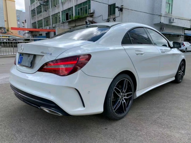 中山18年奔驰CLA5