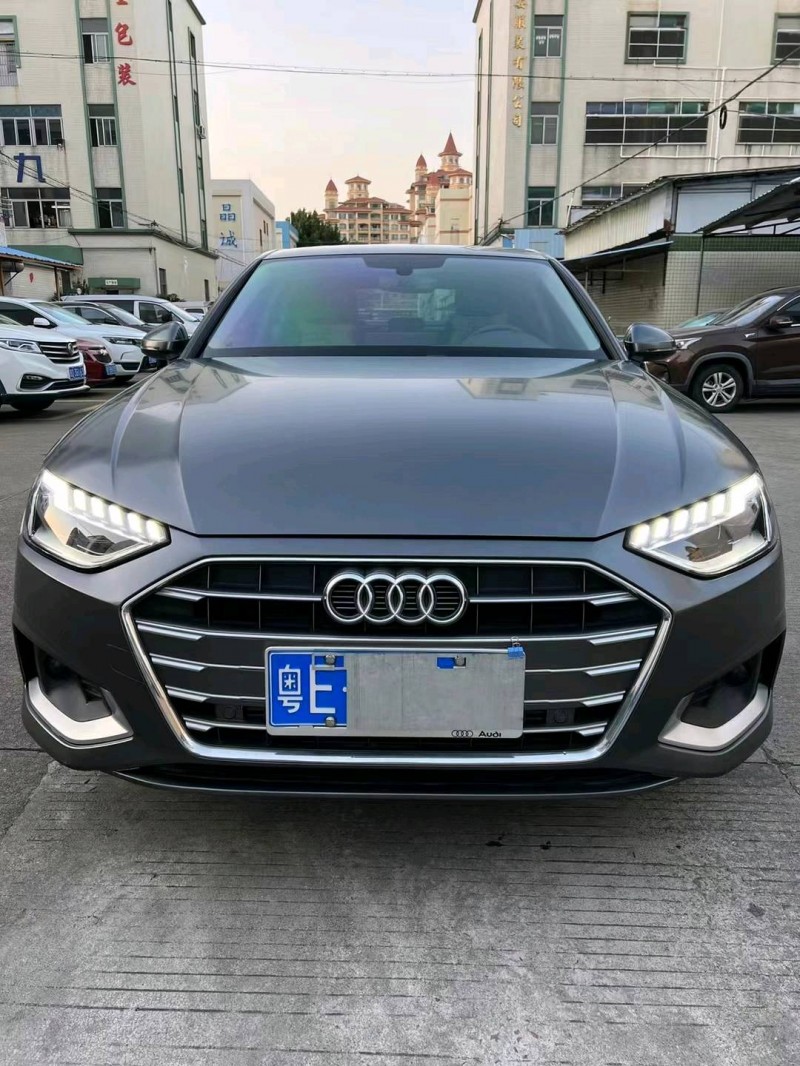 中山21年奥迪A4L1
