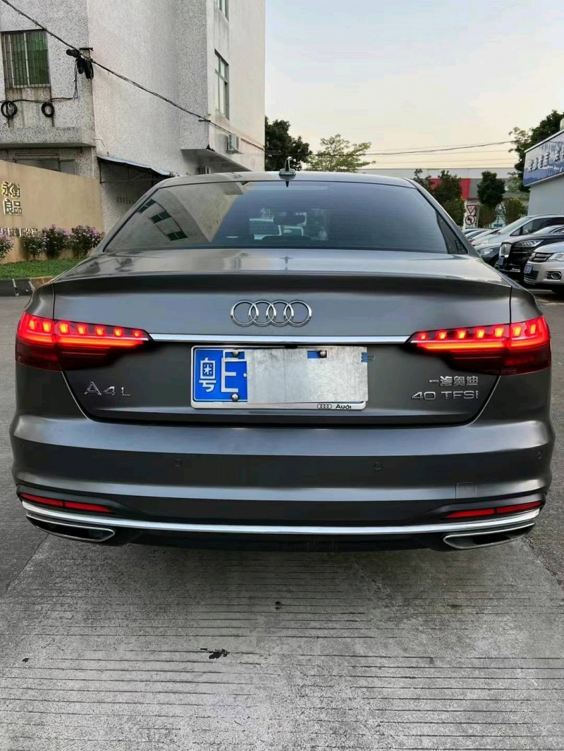 中山21年奥迪A4L4