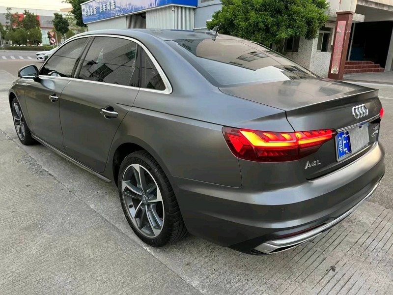 中山21年奥迪A4L5