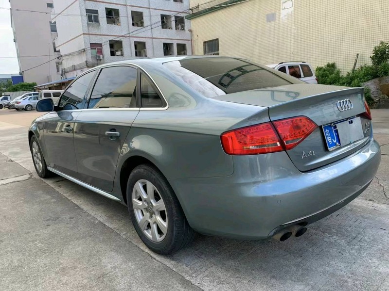 中山11年奥迪A4L6