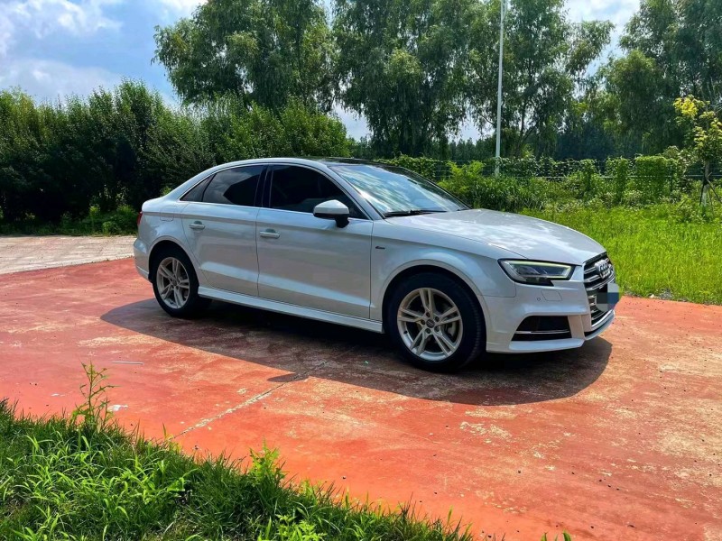 潍坊21年奥迪A32