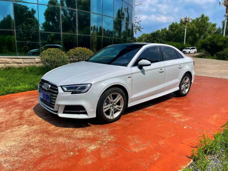 潍坊21年奥迪A33