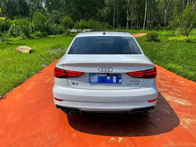 潍坊21年奥迪A39