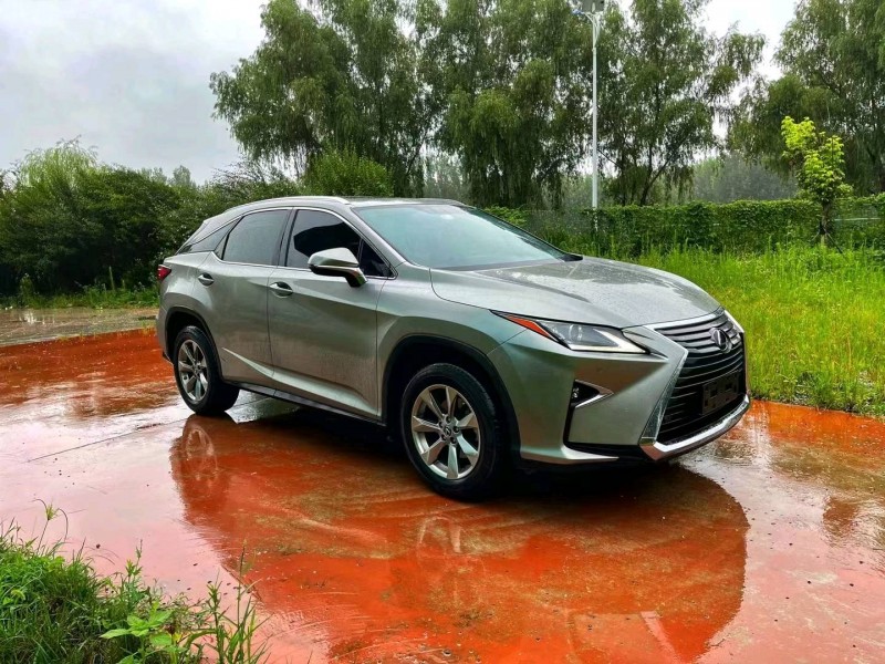 潍坊18年雷克萨斯RX2