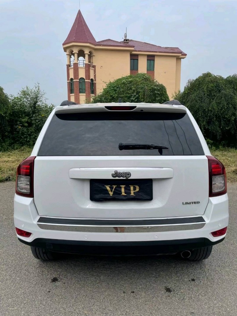 沈阳16年Jeep指南者9