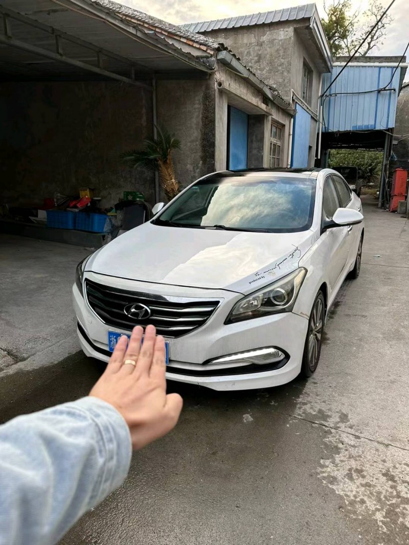 嘉兴16年现代名图1