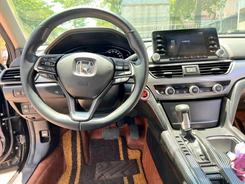 广州19年本田雅阁6
