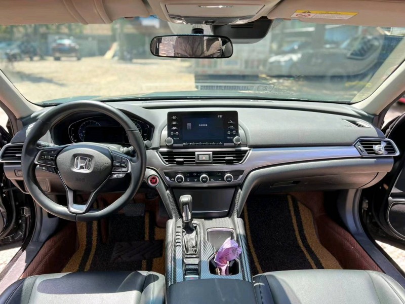 广州19年本田雅阁8