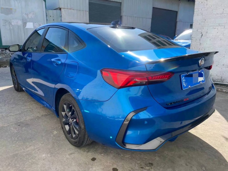 中山22年别克威朗9