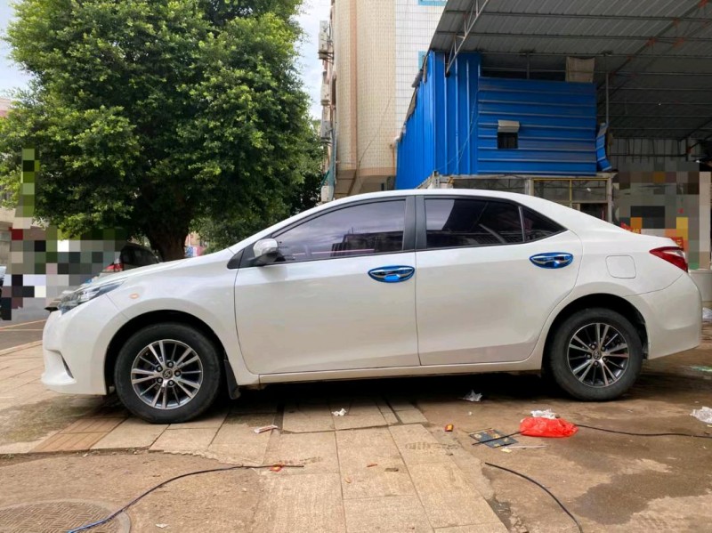 邯郸16年丰田雷凌9