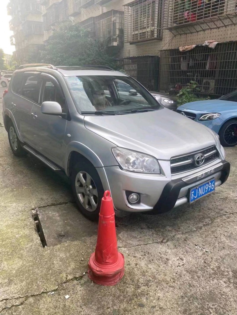 邵阳09年丰田RAV4荣放2
