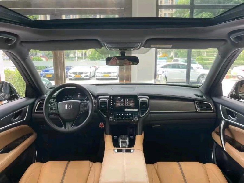 中山21年本田URV4