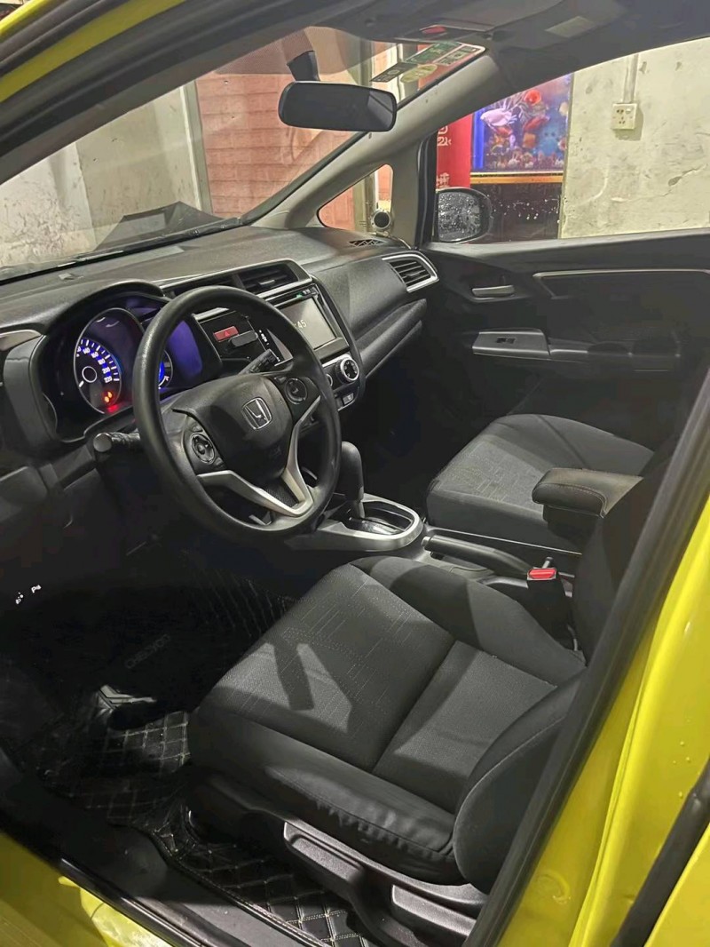 广州15年本田飞度5